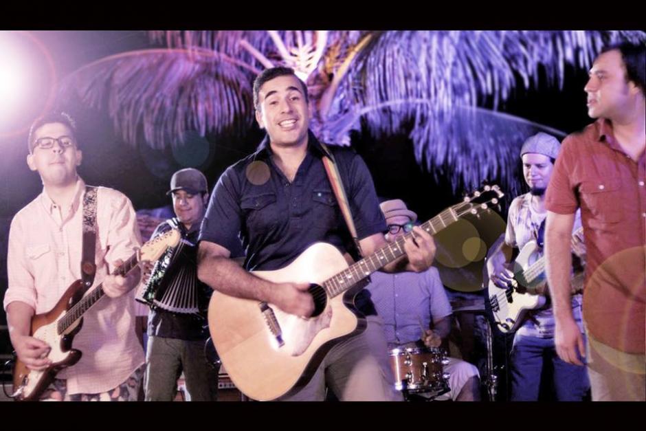 La agrupación guatemalteca presenta la canción "Preciosa", la que estará disponible a partir del martes en las radios y sus redes sociales. (Foto: Malacates Trébol Shop)