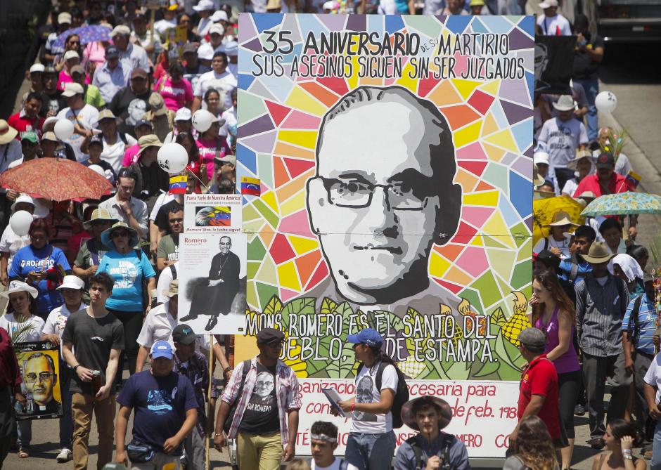 Se cumplen ya 35 años de la muerte de monseñor Romero en plena eucaristía. (Foto: EFE)