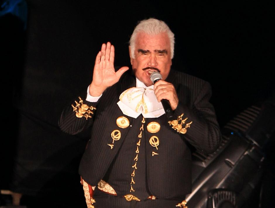 El cantante Vicente Fernández durante un concierto en el Auditorio Nacional de Ciudad de México. (Foto: EFE/archivo)