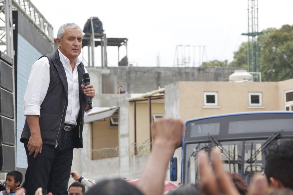 Otto Pérez Molina aseguró que no fue invitado al acto en que se hará la convocatoria a Elecciones Generales. (Foto: Rolando Alvarado/Soy502)