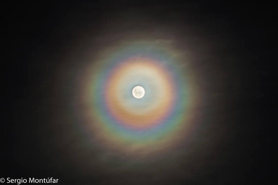 Esta corona lunar fue la última fotografía de Sergio Montúfar designada como la Foto Astronómica del Día. (Foto: Sergio Montúfar)