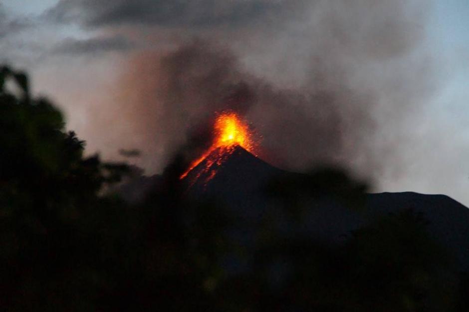 El volcán de Fuego desató su furia de nuevo estes domingo. (Foto: Cortesía María Eugenia Wannam)