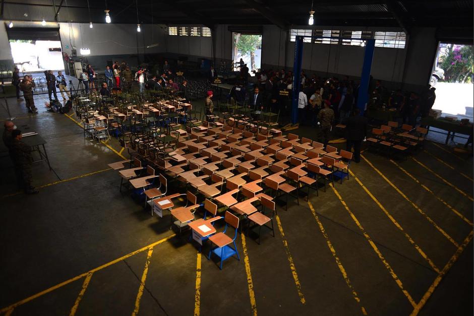 El Ejército de Guatemala espera fabricar más de 23 mil pupitres. (Foto: Jesús Alfonso/Soy502)