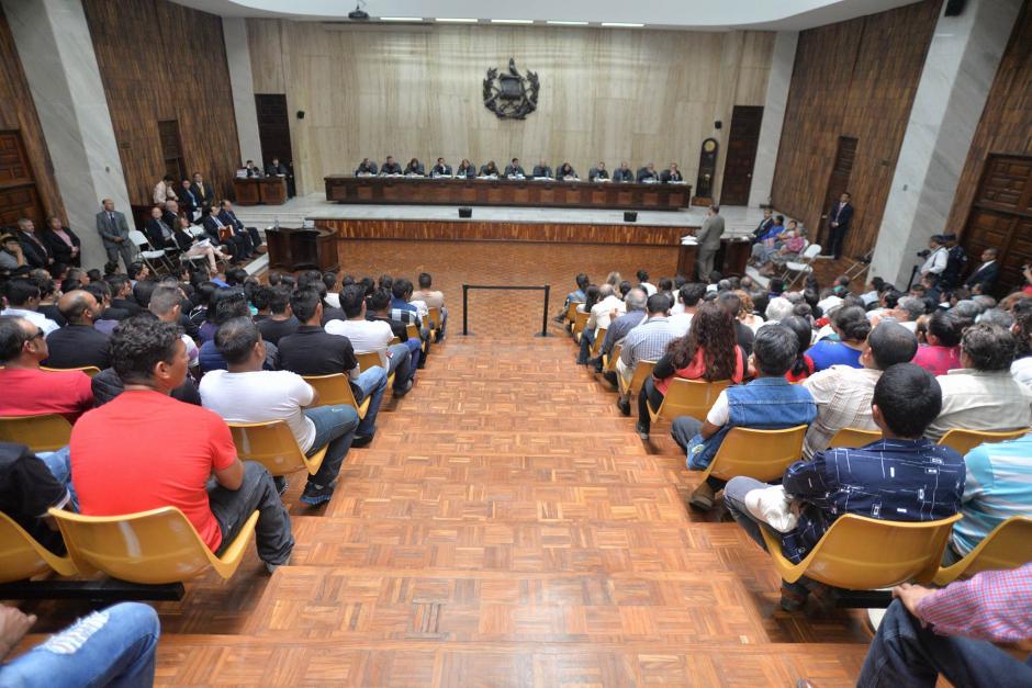 El pleno de la Corte Suprema de Justicia realizó una audiencia pública por el caso de la mina, frente a La Puya. (Foto: Wilder López/Soy502)