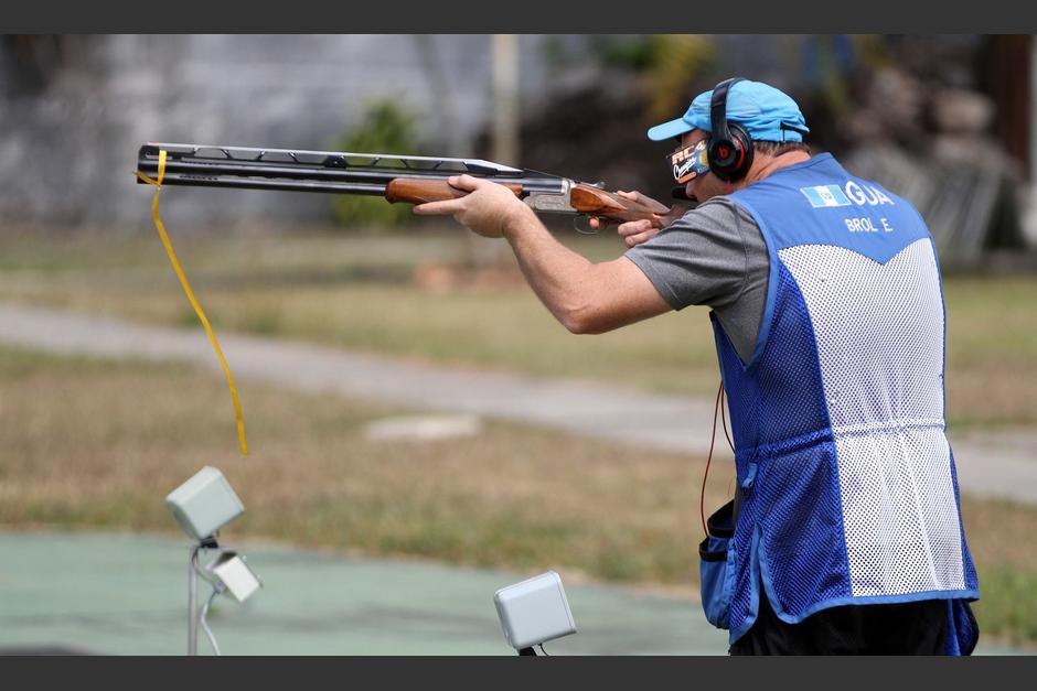 Enrique Brol es uno de los 18 atletas guatemaltecos con marca de acceso para los Juegos Olímpicos de Río 2016. (Foto: COG)