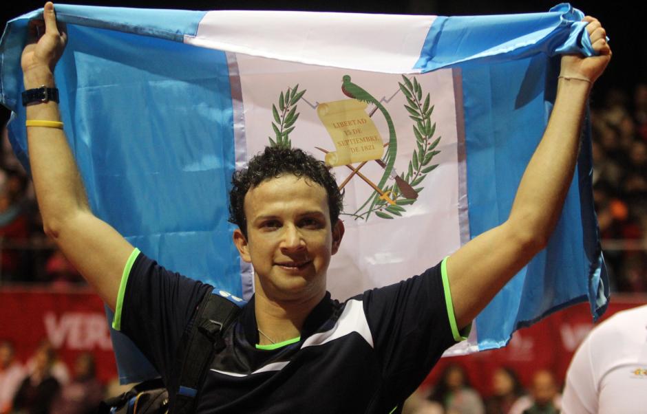 Kevin Cordón terminó en lo más alto del podio del bádminton de los Juegos Centroamericanos y del Caribe de Veracruz 2014.