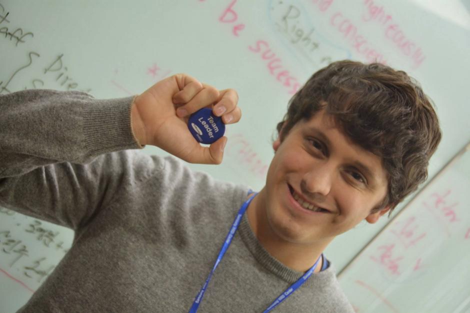 Sergio Flores se siente motivado por el reconocimiento que le han hecho debido a su trabajo que realiza como ingeniero en Samsung. (Foto: Sergio Flores)