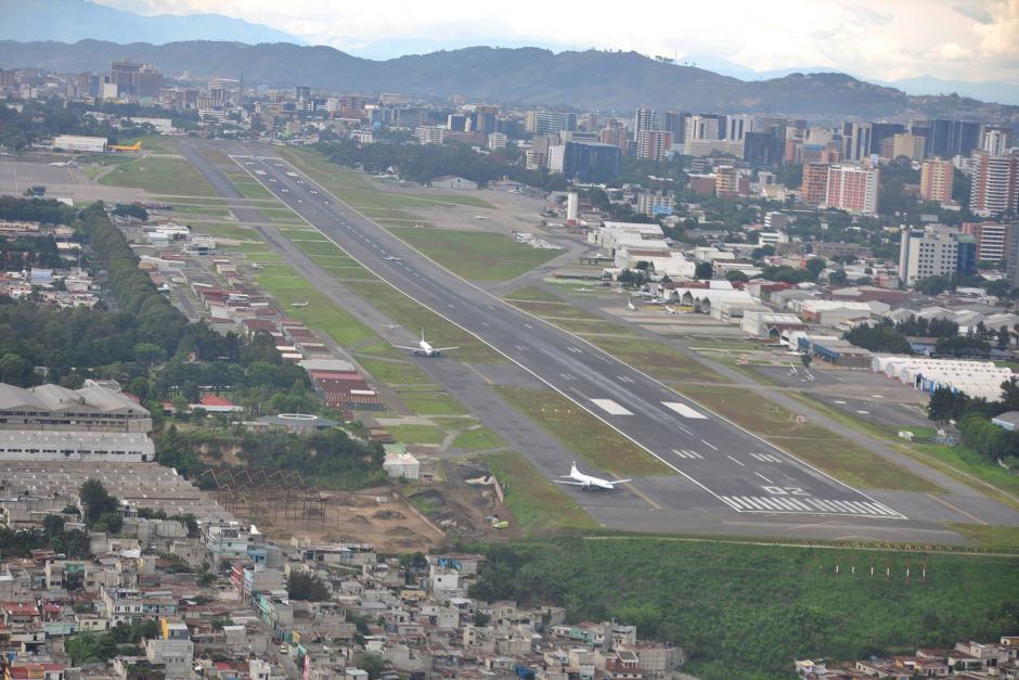 Los trabajos que se planean hacer en los aeropuertos del país serán para estar dentro de los diez primeros de América Latina. (Foto: Archivo/Soy502)