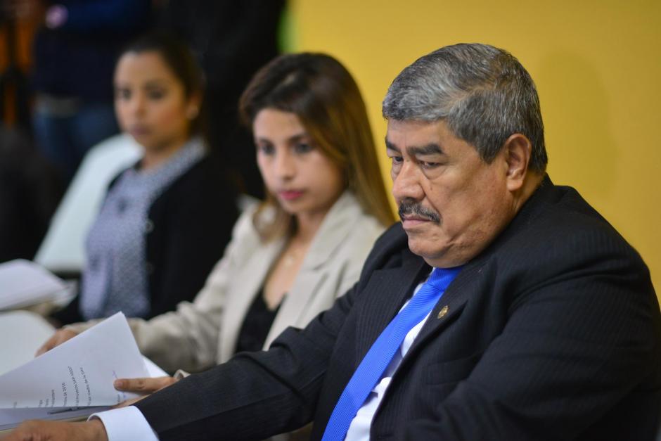 Carlos Mencos, contralor general de Cuentas, asumió funciones en enero de 2015; meses después, se destapó el caso La Línea. (Foto: Archivo/Soy502)&nbsp;