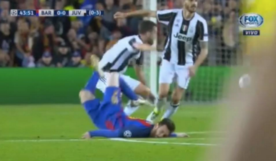 La terrible caída que sufrió Messi no tuvo mayores consecuencias. (Foto: captura de pantalla)