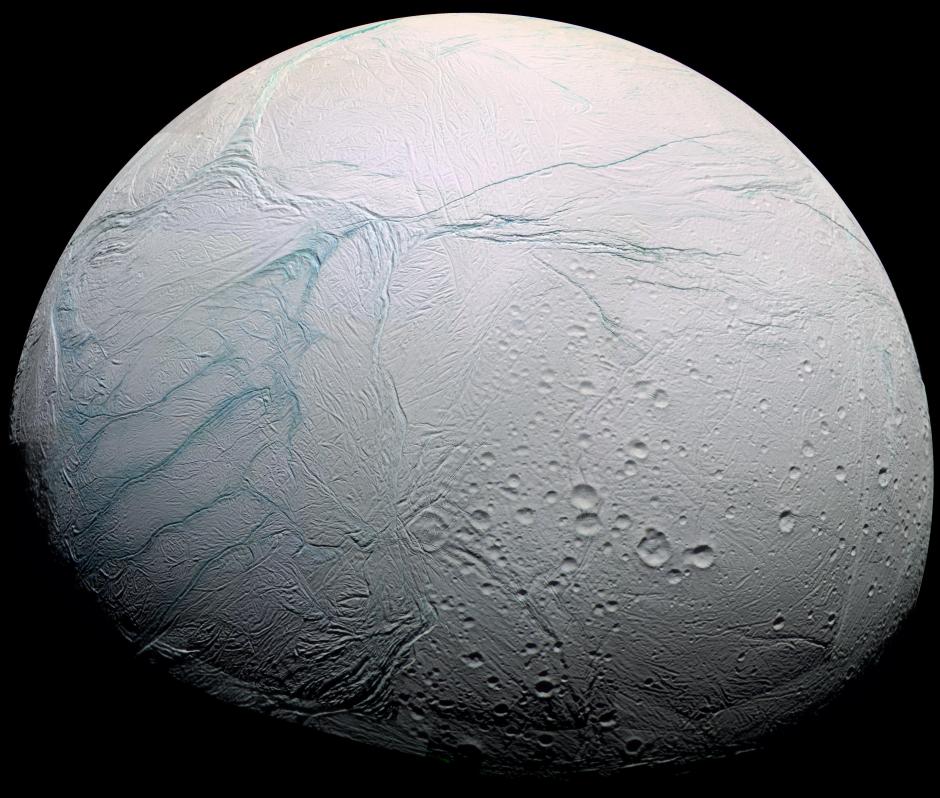 El reciente descubrimiento de agua en Enceladus puede conducir al encuentro de vida extra terrestre. (Foto: Cortesía Edgar Castro Bathen)