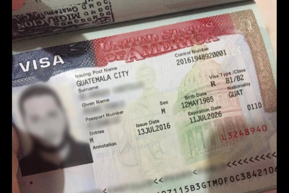 Desde 2014 la embajada de Estados Unidos entrega unas 100 mil visas cada año según registros. (Foto: Archivo/Soy502)&nbsp;