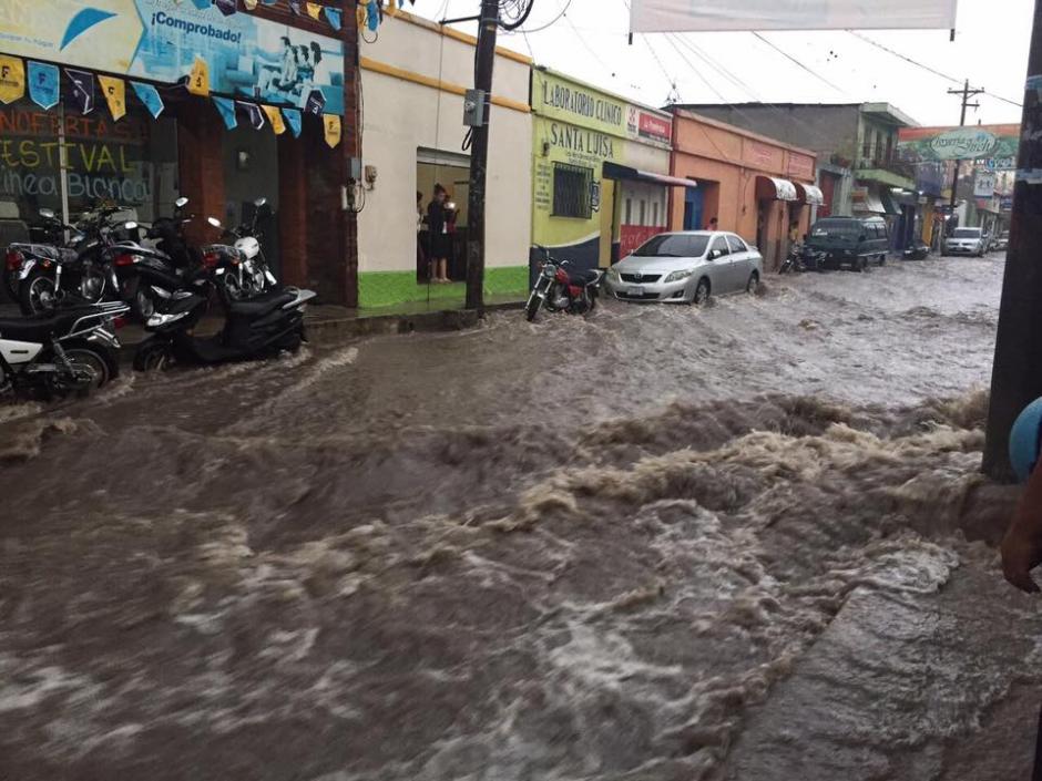 Las fuertes lluvias del pasado martes provocaron inundaciones en Ipala, Chiquimula. (Foto: Facebook/Ipala Noticias)