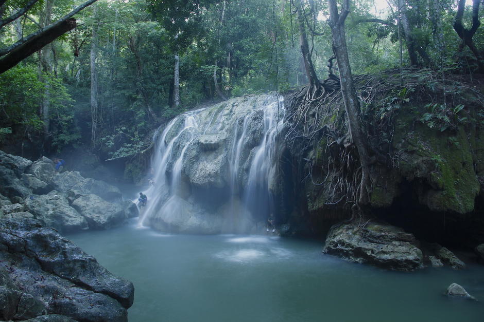 Cuando observas la cascada, te quedas impresionado por su belleza. (Foto: Fredy Hernández/Soy502)