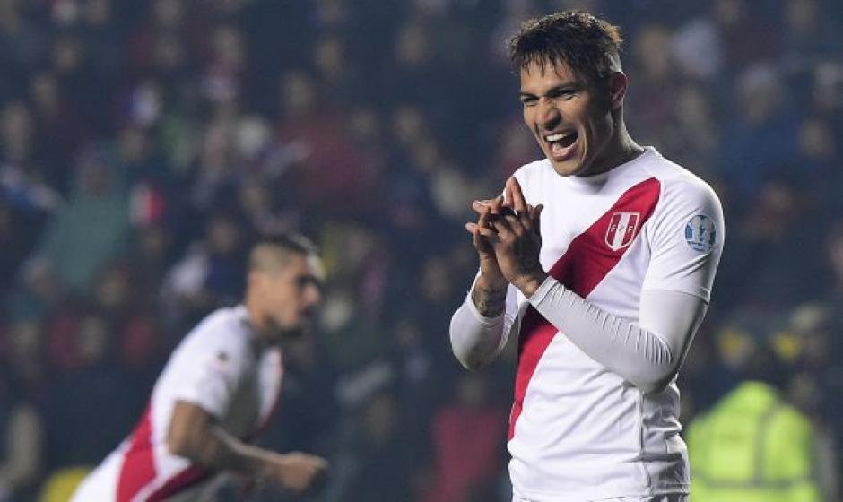 El capitán de la selección de Perú volverá al terreno de juego en mayo para ponerse en forma antes de la cita mundialista. (Foto: Archivo/AFP)
