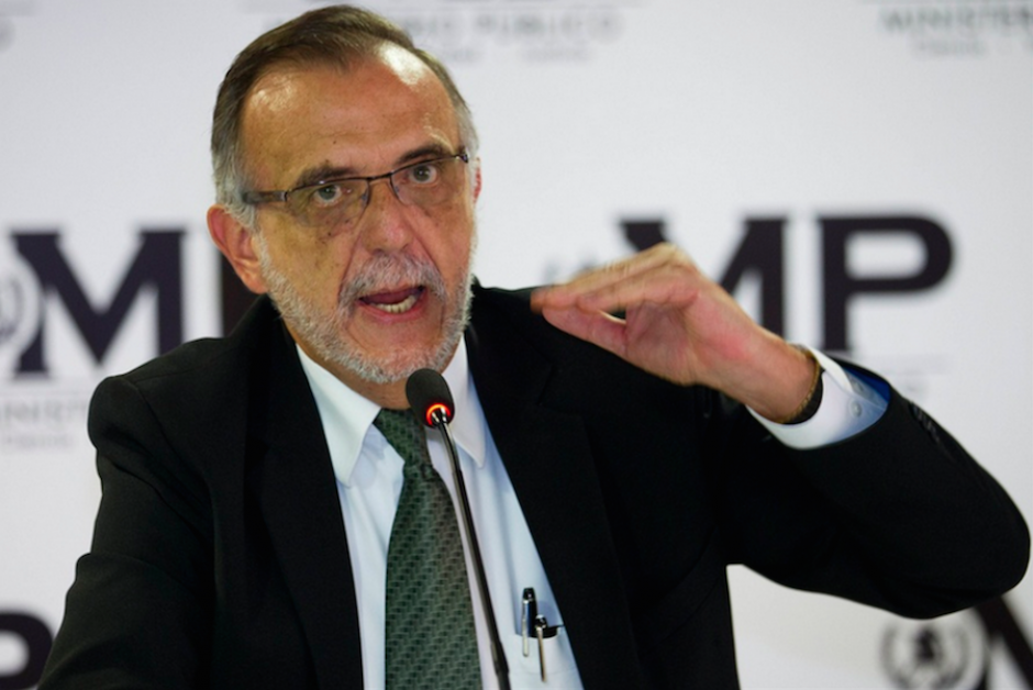 Después de presentar su informe anual en la ONU, el contrato de Velásquez fue renovado hasta 2019.