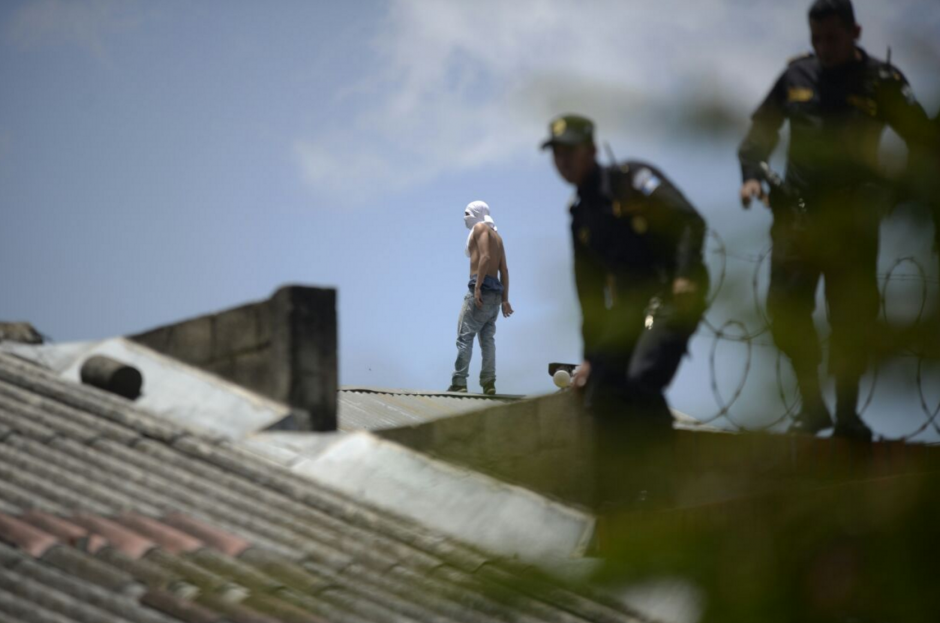 Los jóvenes aparecieron ahorcados con sus sábanas la madrugada de este 3 de julio. &nbsp;(Foto: Wilder López/Soy502)