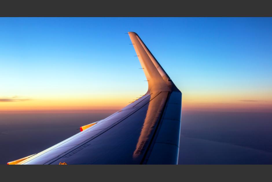 Esta es la razón por la que las alas de los aviones comerciales terminan con una curva hacia arriba. (Foto: es.gizmodo.com)&nbsp;