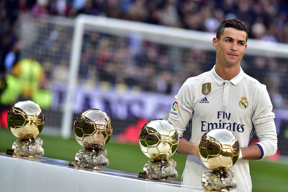 El delantero del Real Madrid obtuvo su cuarto balón de oro en 2016 y es un fuerte candidato a quedarse con el de este año. (Foto: rpp.pe)