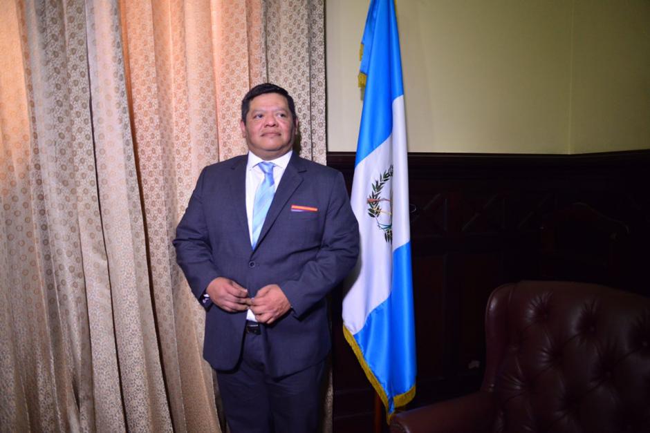 Juan Adriel Orozco es el nuevo diputado que sustituirá a Edgar Ovalle, quien se encuentra prófugo de la justicia. (Foto: Jesús Alfonso/Soy502)