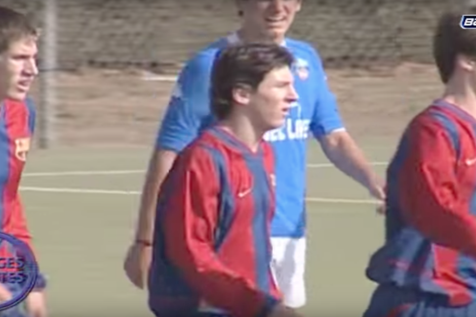 En el video publicado puede verse a un pequeño Messi haciendo lo que sólo él sabe hacer con un balón. (Imagen: captura de pantalla)