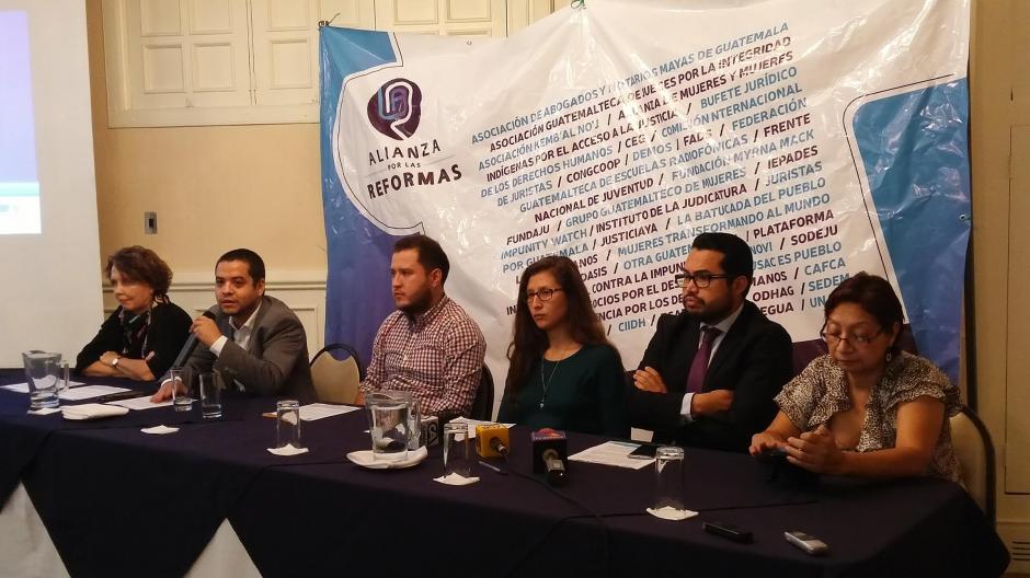 Las organizaciones sociales piden que se continúe la discusión de las reformas constitucionales. (Foto: José Miguel Castañeda/Soy502)