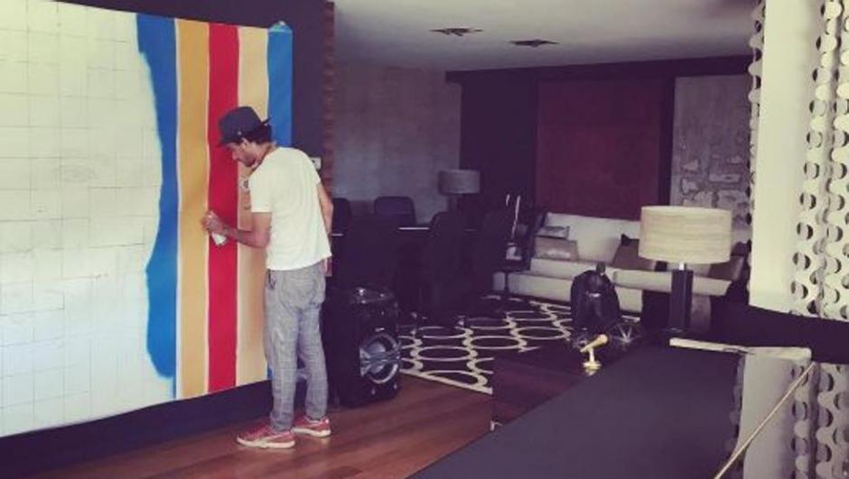 Kobra, famoso grafitero brasileño, pintó un mural en la casa de Neymar. (Foto: Mundo Deportivo)