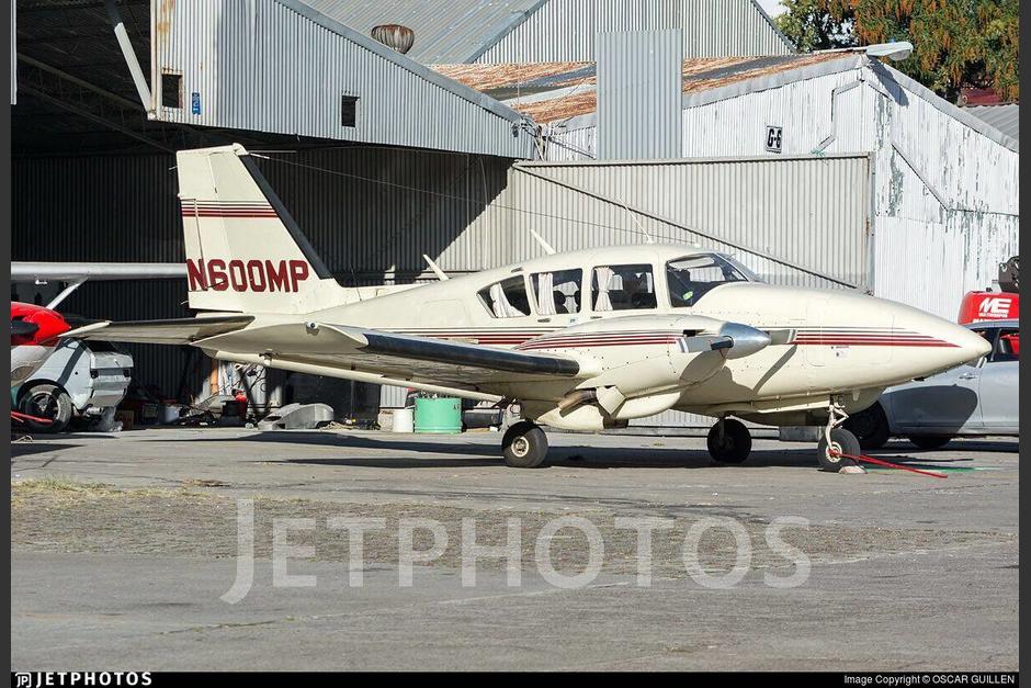 Melquíades Aparacio Bone es el piloto de la aeronave N600MP que fue reportada desaparecida en Petén. (Fotos: Aeronáutica Civil y Facebook)&nbsp;