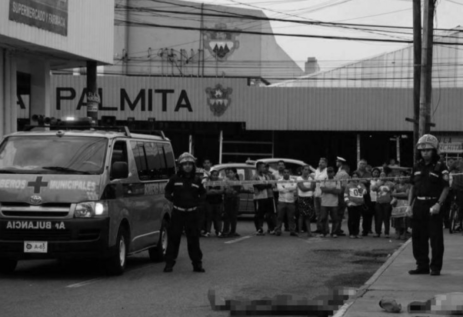 El incidente armado se produjo a pocos pasos del mercado La Palmita en la zona 5. (Foto: Bomberos Municipales)