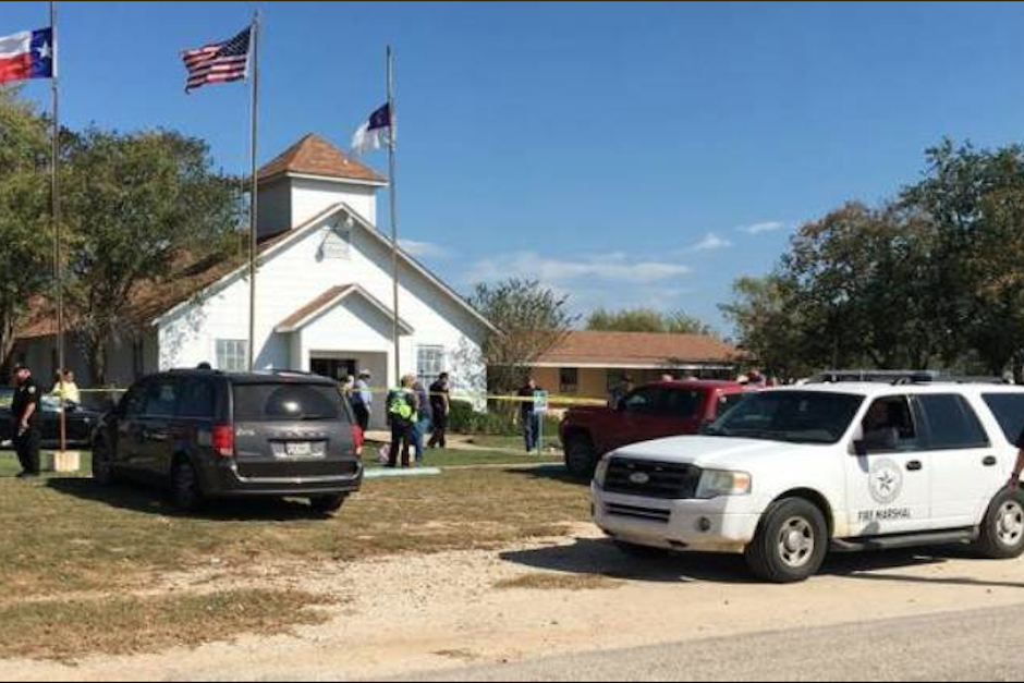 El múltiple asesinado tuvo lugar alrededor del medio día de este domingo en el interior de una iglesia. (Foto: Twitter/@EmmanuelGMarttz)&nbsp;