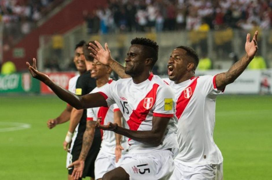 Perú venció a Nueva Zelanda y clasifica a Rusia 2018. (Foto: AFP)