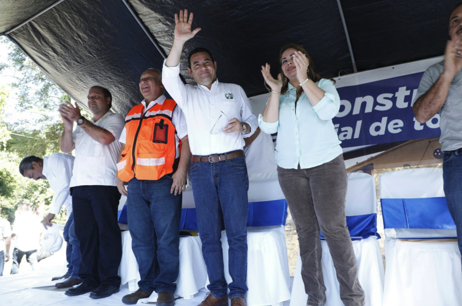 El presidente Jimmy Morales se desplazó desde este viernes al departamento de Izabal. (Foto: Gobierno)