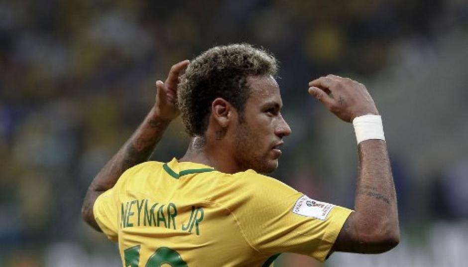 El brasileño Neymar aseguró estar alegre que Messi clasificara al Mundial. (Foto: AFP)&nbsp;