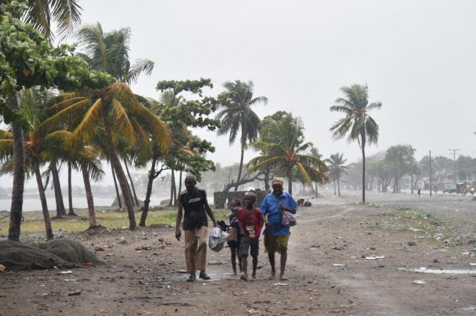 El poderoso huracán Irma, de una velocidad inédita, afecta Cuba, Haití, República Dominicana, la Isla de Barbuda y Florida. (Foto: AFP).&nbsp;