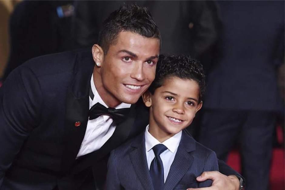 Cristiano Ronaldo Jr. es el mayor de los hijos de CR7 cuya esposa espera al cuarto heredero del futbolista portugués. (Foto: laprensa.hn)