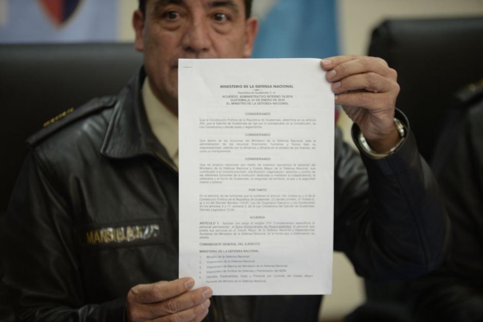 El acuerdo fue autorizado por el ministro de Defensa Williams Mansilla. (Foto: Wilder López/Soy502)