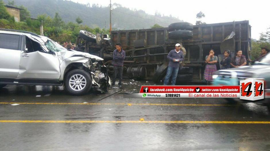 El accidente de tránsito se registró en la ruta Interamericana. (Foto: Facebook/ Kn4 Quiché Noticias)