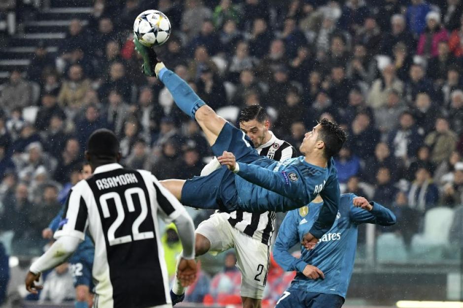 Gol de chilena de Cristiano Ronaldo que casi sentencia la serie contra la Juventus. (Foto: AFP)