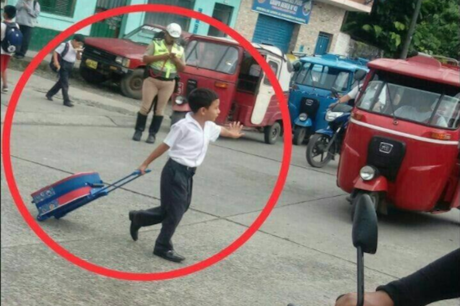 La fotografía que fue publicada en las redes sociales se hizo viral de inmediato. (Imagen: captura de pantalla)