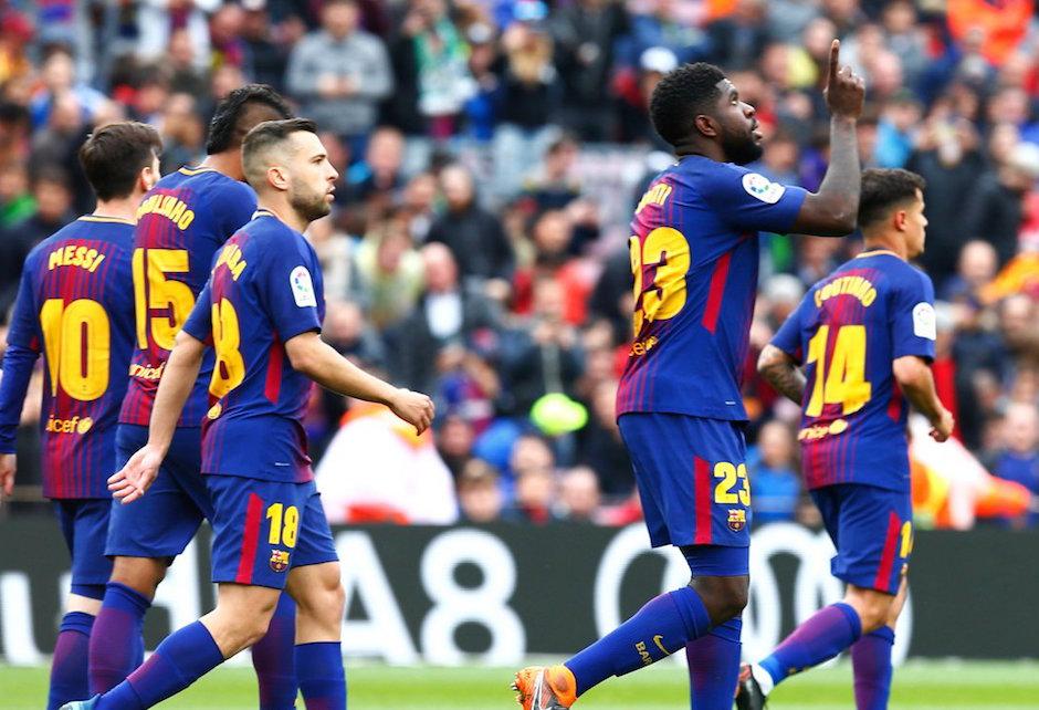 Samuel Umtiti festeja el segundo gol del Barcelona. (Foto: LaLiga)