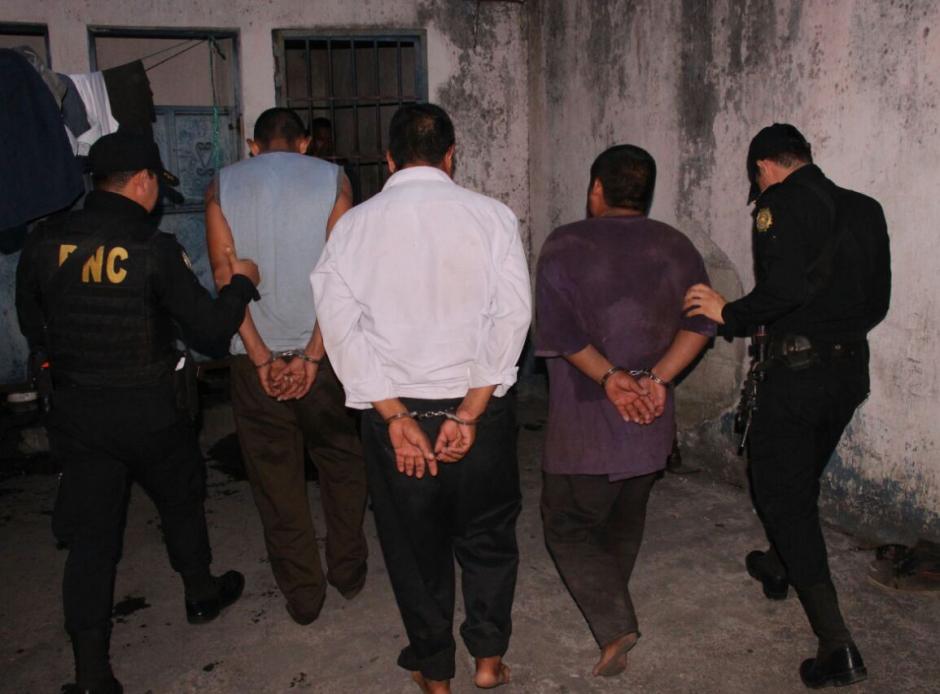 Al menos 134 personas han sido capturadas en todo el país por infringir la Ley Seca. (Foto: PNC)