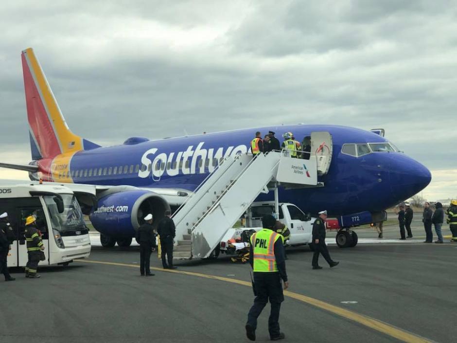 Una mujer murió tras ser "succionada" durante un vuelo entre Nueva York y Dallas. (Foto: Facebook/Marty Martínez)