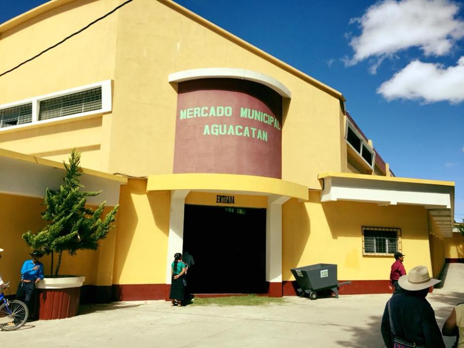La Municipalidad de Aguacatán realizó mejoras en el mercado de ese municipio y para celebrarlo organizó una gran fiesta. (Foto: La Noticia Digital 1301)