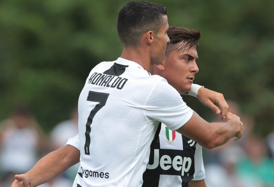 Cristiano Ronaldo y Dybala festejan en el partido de la Juventus. (Foto: Juventus FC)