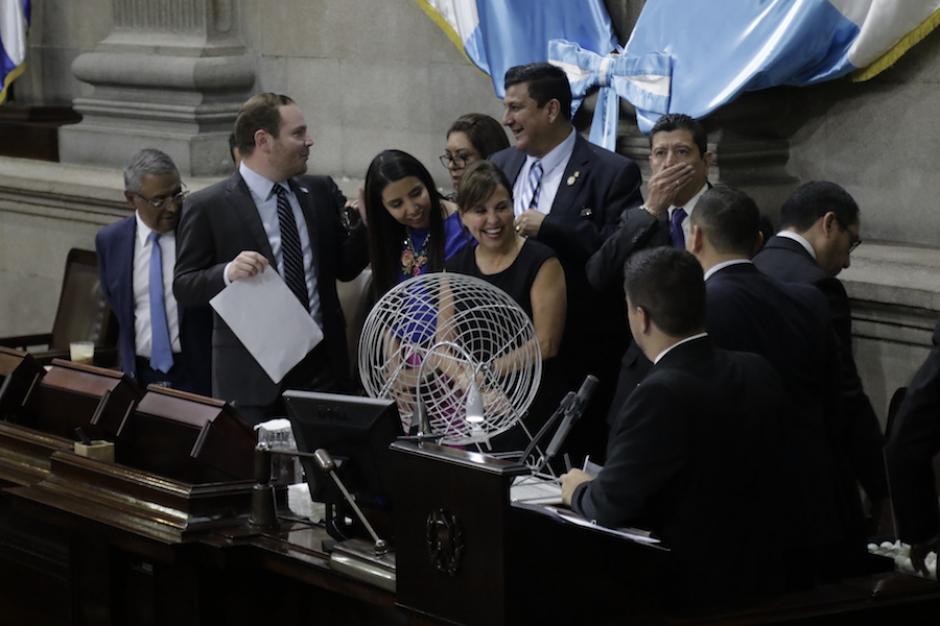 El destino del presidente Jimmy Morales nuevamente giró en la tómbola del Congreso. (Foto: Alejandro Balán/Soy502)