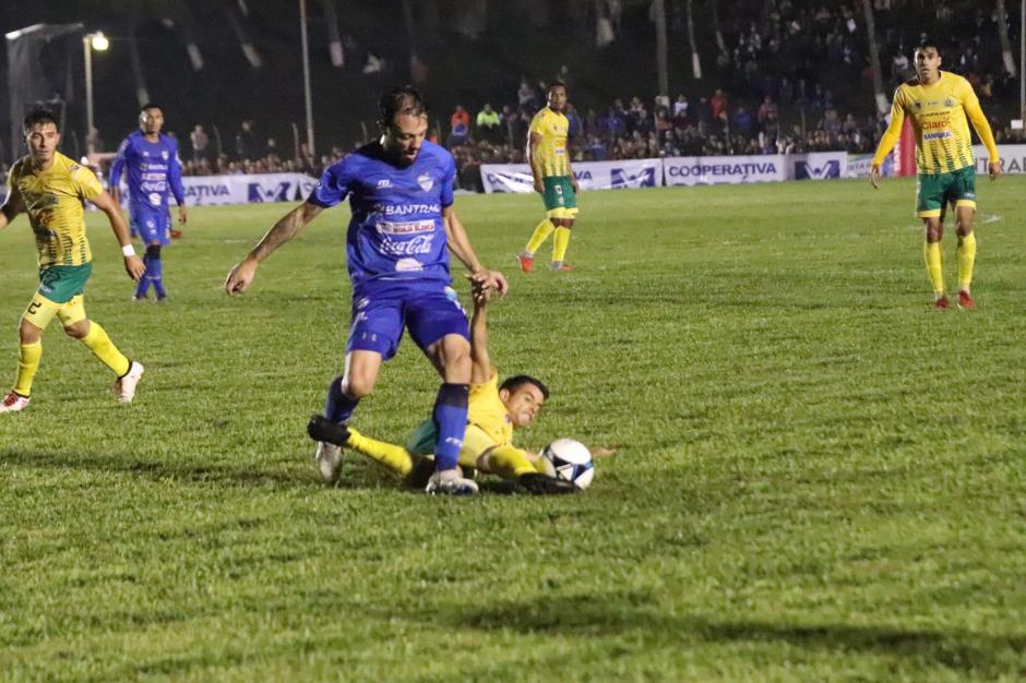 Cobán no pudo en casa frente a Guastatoya y el finalista del Apertura 2018 se definirá en el David Cordón el próximo sábado. (Foto: Soy502)