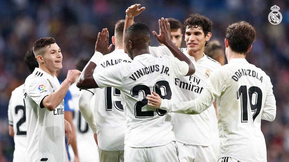 Así festejaron los jugadores del Real Madrid la clasificación a los octavos de final en la Copa del Rey. (Foto: Real Madrid)