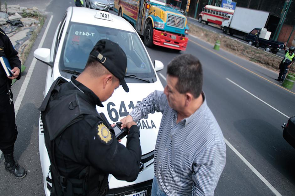 Las autoridades han&nbsp;capturado a dos agentes de la PNC,&nbsp;miembros de supuesta la estructura criminal. (Foto: Archivo/Mingob)