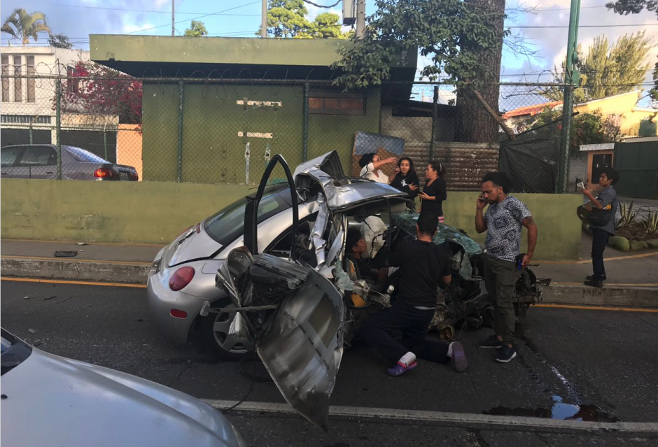 El copiloto del carro también huyó dijo llamarse Carlos Rax. (Foto: Amilcar Montejo)&nbsp;