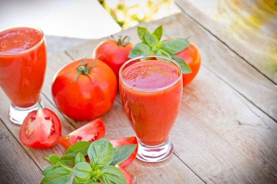 Esta bebida natural es una de las mejores opciones durante un vuelo. (Foto: Cocina delirante)